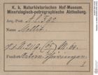 Etiketten zu Mellit (NHMW-MIN-Al392)